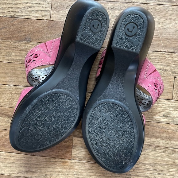 NEW Rockport Sandals - Picture 2 of 3